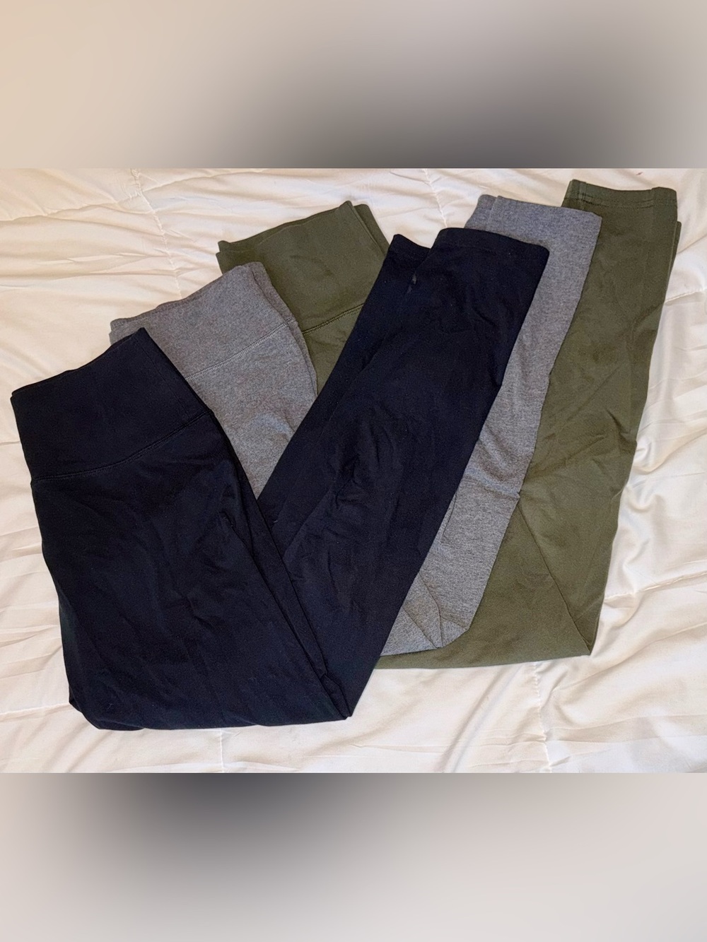 Bundle of Aerie Offline leggings
